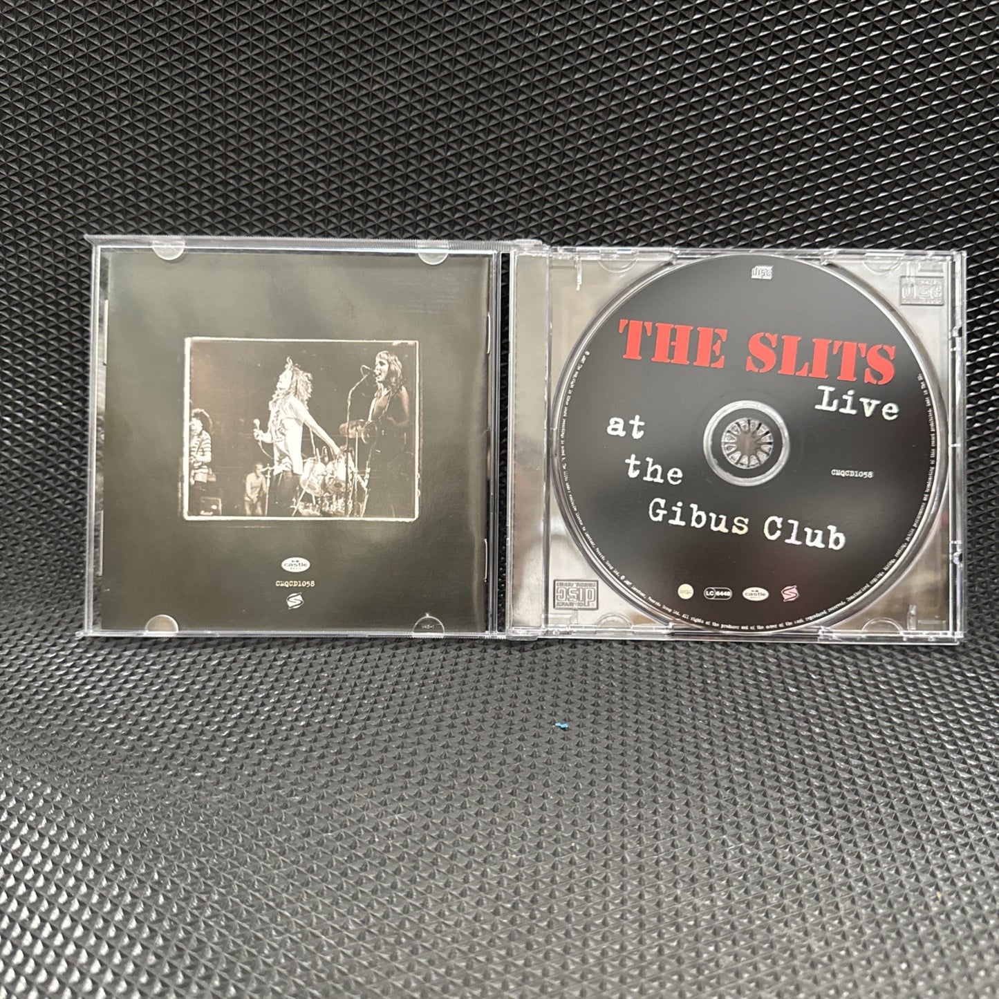 The Slits' raw 1978 live set in Paris—punk classics captured loud & fast CD VG